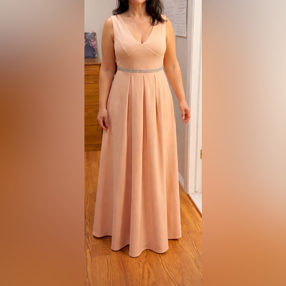 Sleeveless V-Neck Blush Pink Maxi prom Dress with Beaded Waist